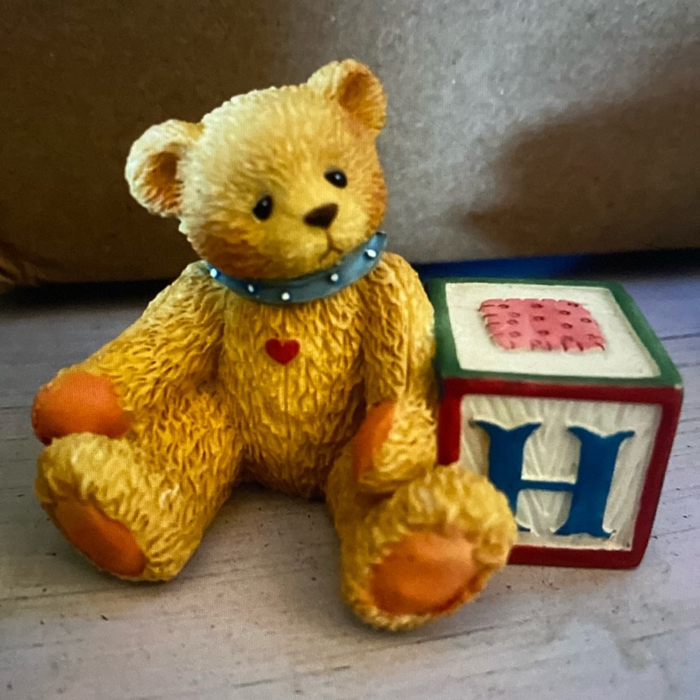 Cherished Teddies H